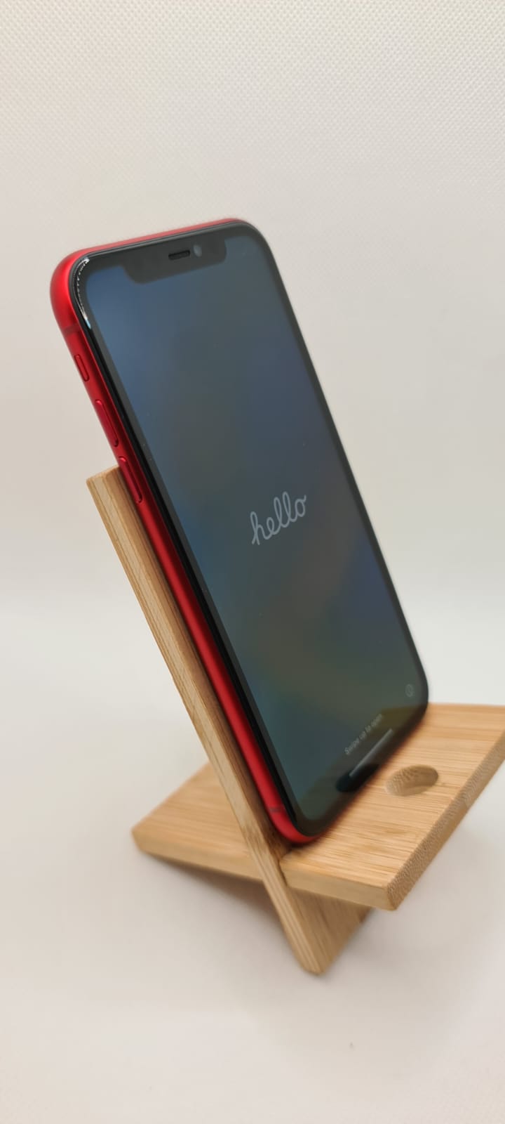 iPhone 11 / 64GB / rot