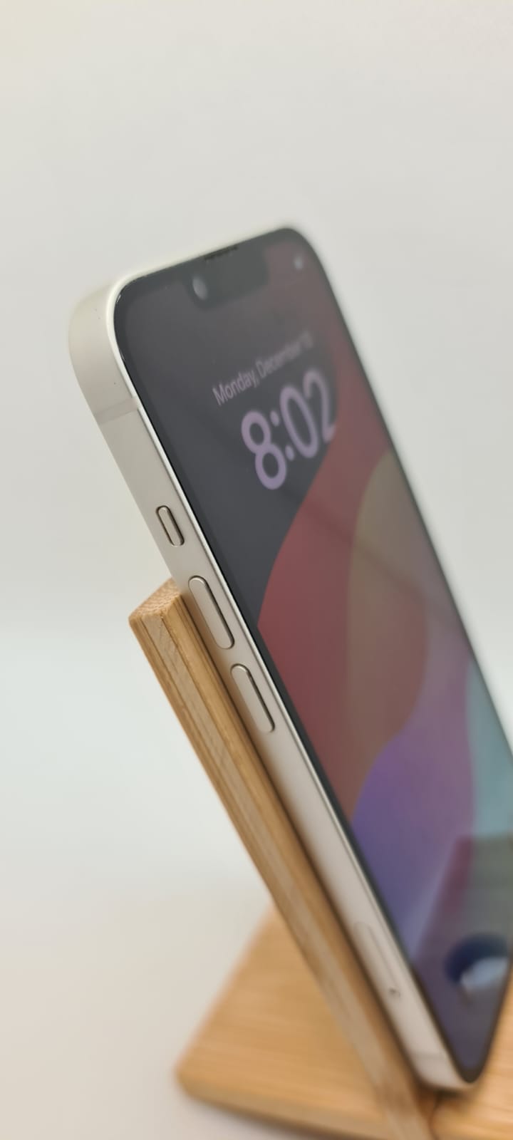 iPhone 14 / 128GB / starlight